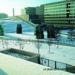 du côté ouest de mes fenêtres le parc et la neige